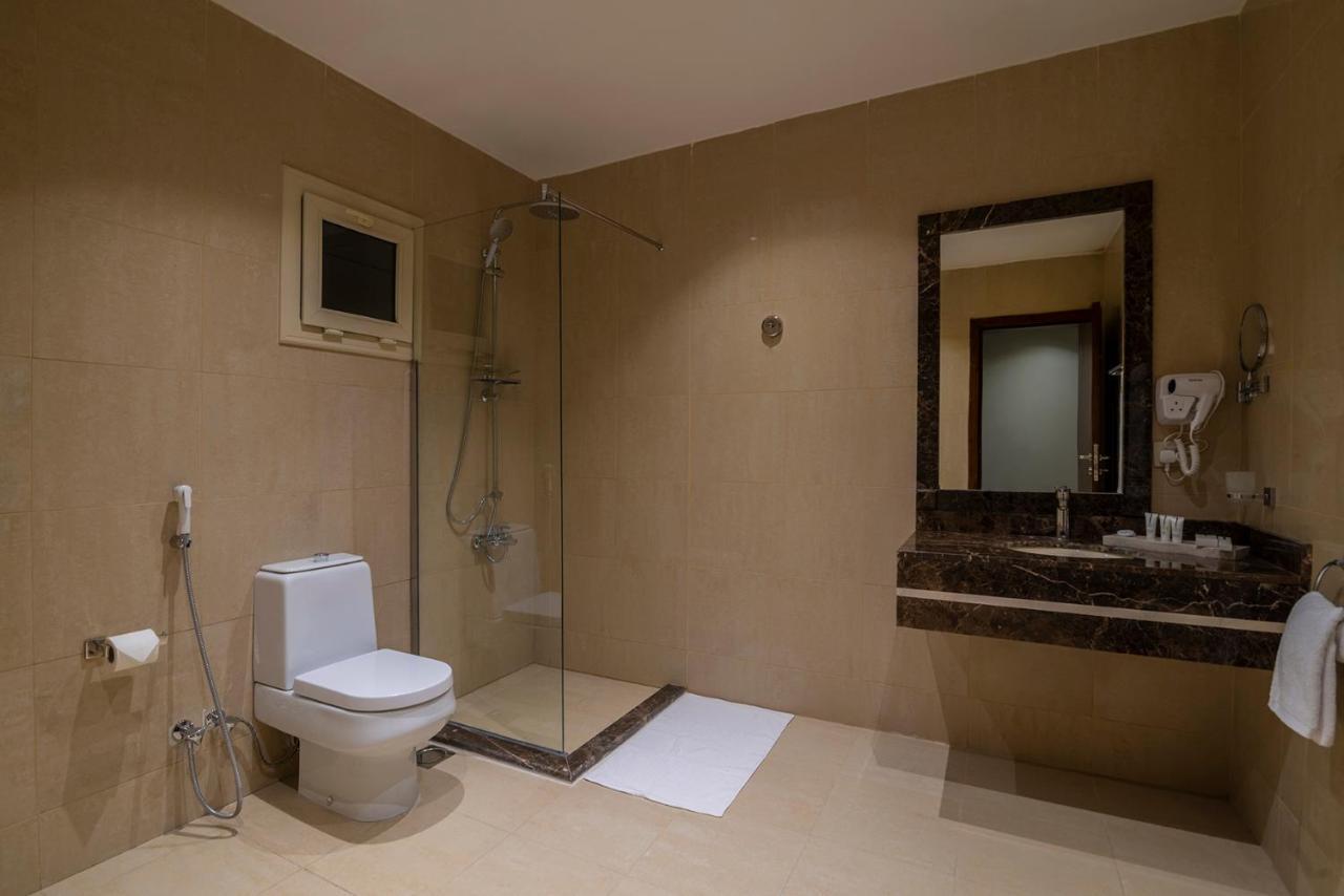 Enala Hotel Apartments- Tabuk 塔布克 外观 照片