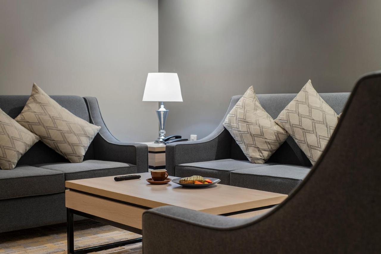 Enala Hotel Apartments- Tabuk 塔布克 外观 照片