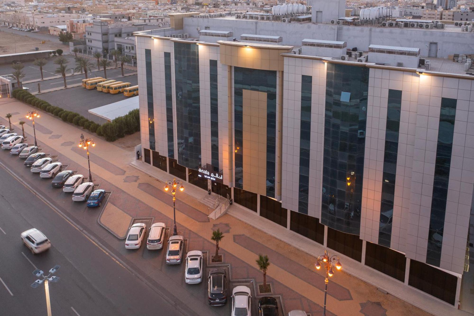 Enala Hotel Apartments- Tabuk 塔布克 外观 照片